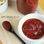 Tangy Homemade BBQ Sauce. Tastier than bottled, and no weird preservatives or ingredients you can't pronounce // Happy Food Healthy Life