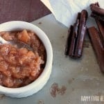 Crock-Pot Cinnamon Applesauce. You won't believe how easy it is to make your own applesauce in your crockpot! And once you try it out, you'll never go back to jarred // Happy Food Healthy Life