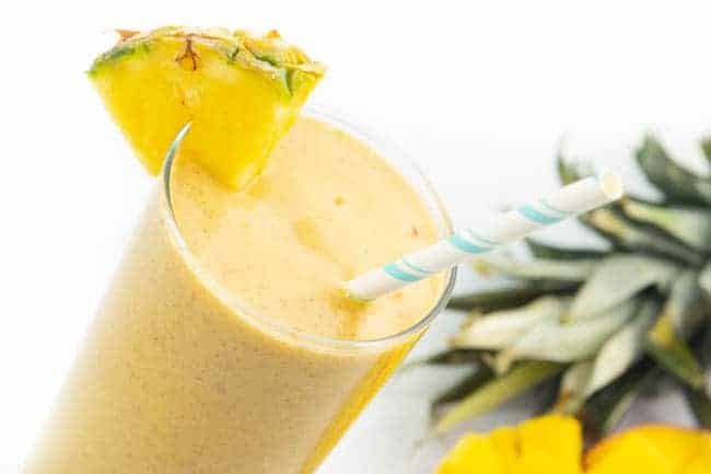 TROPICAL PINEAPPLE JUICE SMOOTHIE
