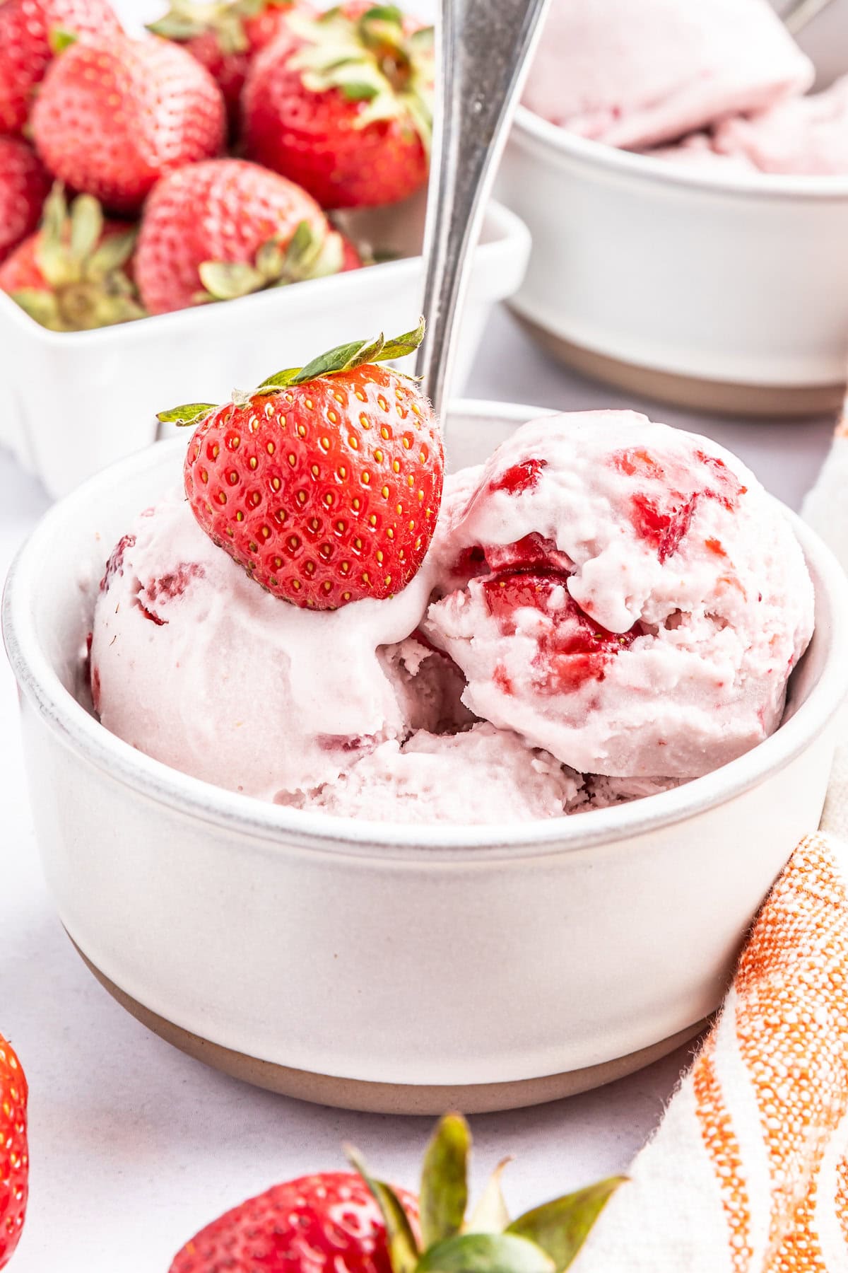 Best Vegan Strawberry Ice Cream