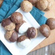 Healthy Chocolate or Vanilla No-Bake Cookie Dough Bites | Whether you like vanilla or chocolate, you are going to love everything about these healthy protein balls. And they're 100% no-bake! | Happy Food Healthy Life.com