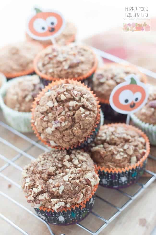Pumpkin Bran Muffins - These muffins are the perfect fall-inspired healthy snack or breakfast