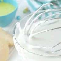Egg-Free Vegan Royal Icing - the perfect icing to decorate your cooking without having to use eggs or even meringue powder!