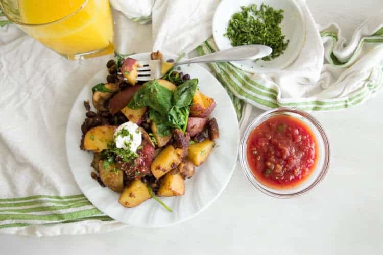 VEGAN BREAKFAST HASH - Breakfast doesn't have to be complicated and a big fuss, even with a plant-based diet. Throw some veggies together, season it up, and you have a hearty breakfast that will please your entire family.