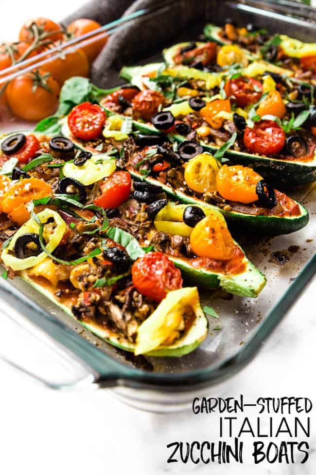 GARDEN-STUFFED ITALIAN ZUCCHINI BOATS - the perfect easy weeknight dinner to make for your family 