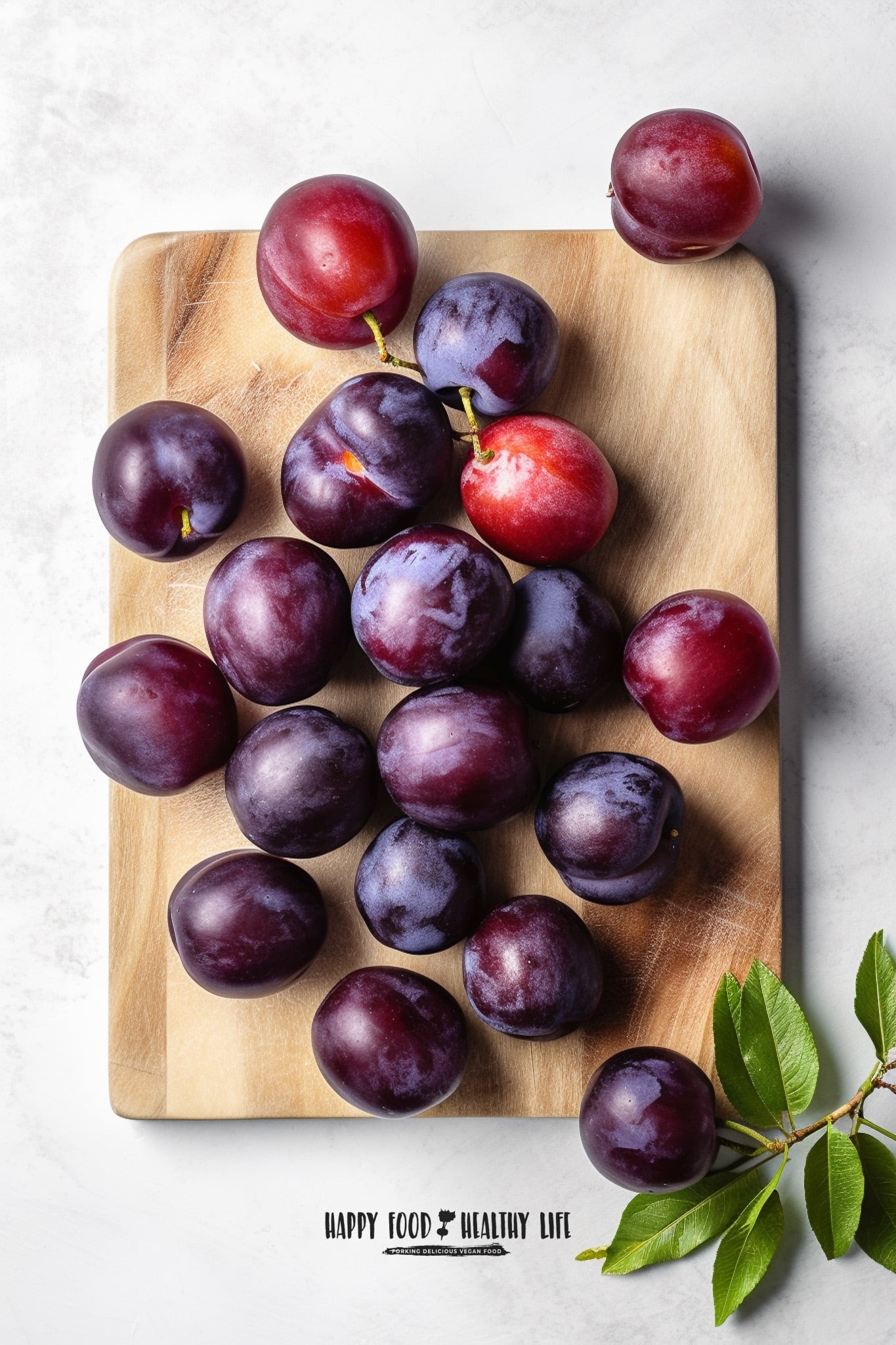 Healthy Plum Juice Recipe (Two Ways) - Living Fresh Daily