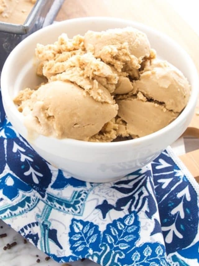 vegan-vanilla-bean-ice-cream-recipe