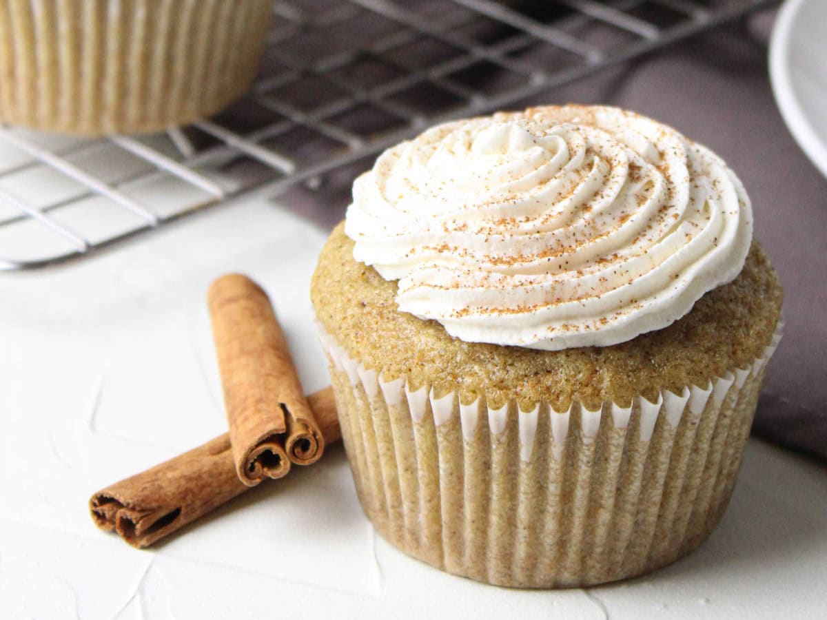 VEGAN CHAI SPICE CUPCAKES BY HASSLE FREE VEGAN