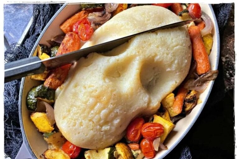 25 Wickedly Good Vegan Halloween Main Dish Recipes