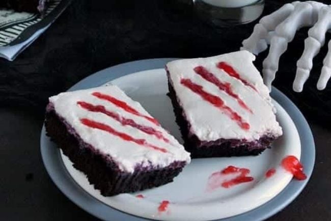 Fun Halloween Spooky Slasher Brownies HFHL