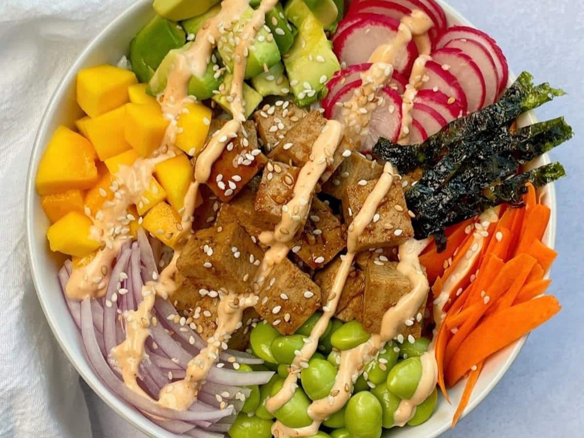 tofu poke bowl