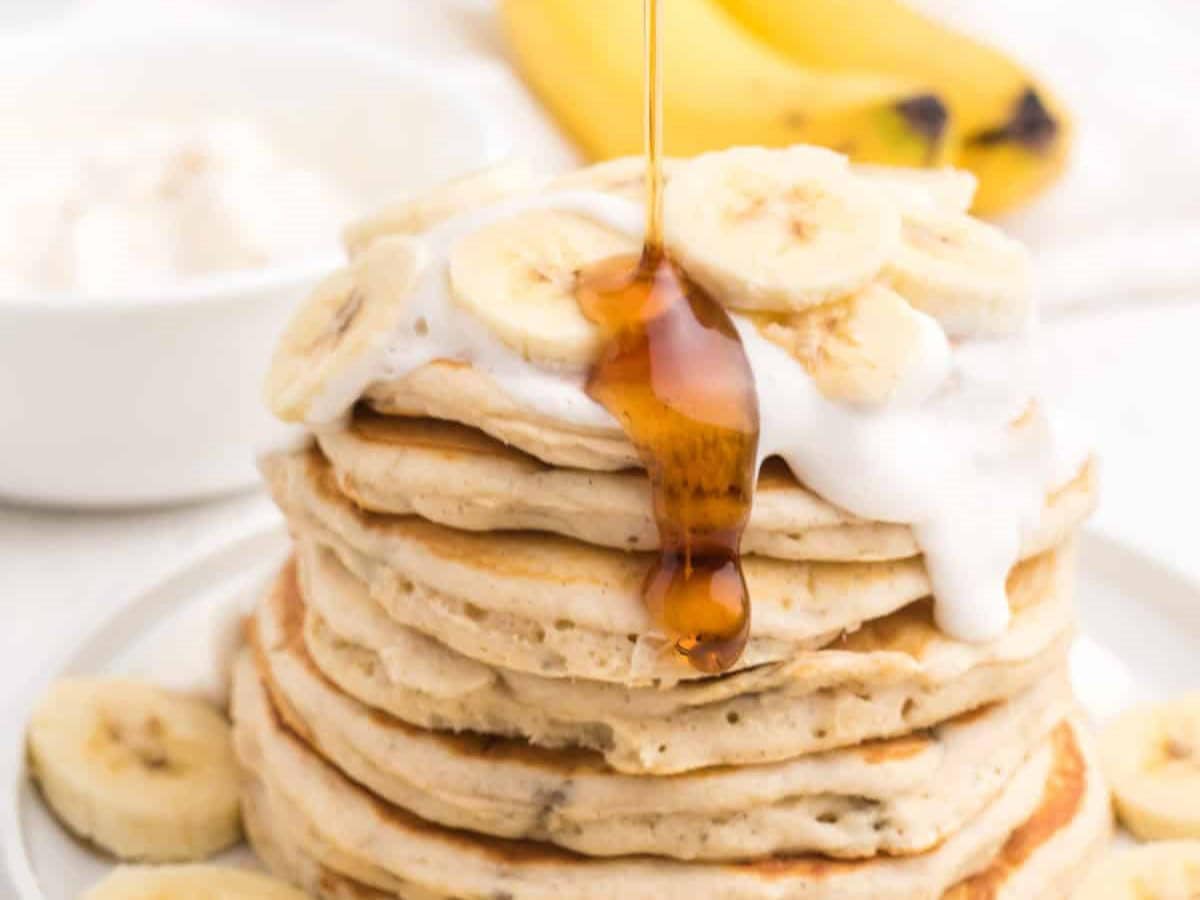 VEGAN BANANA PANCAKES BY HAPPY FOOD HEALTHY LIFE