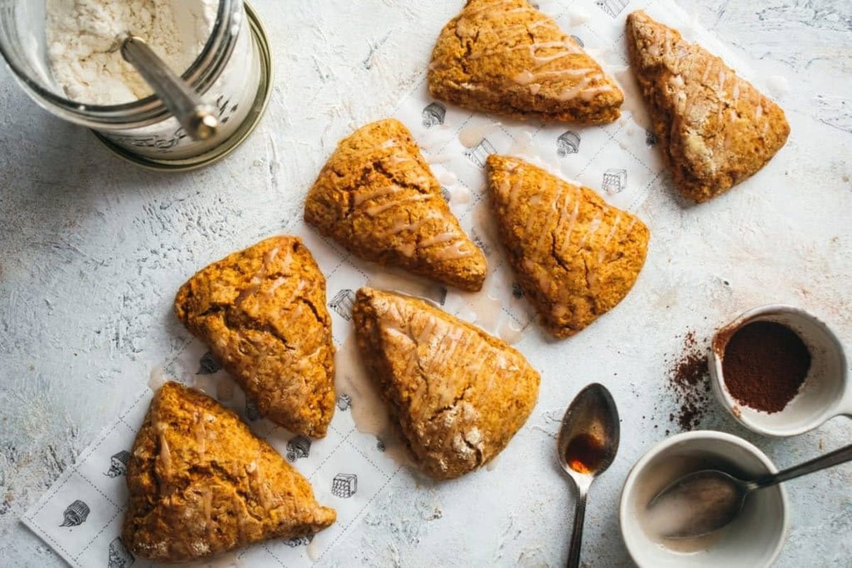 VEGAN PUMPKIN SCONES RECIPE BY RAEPUBLIC