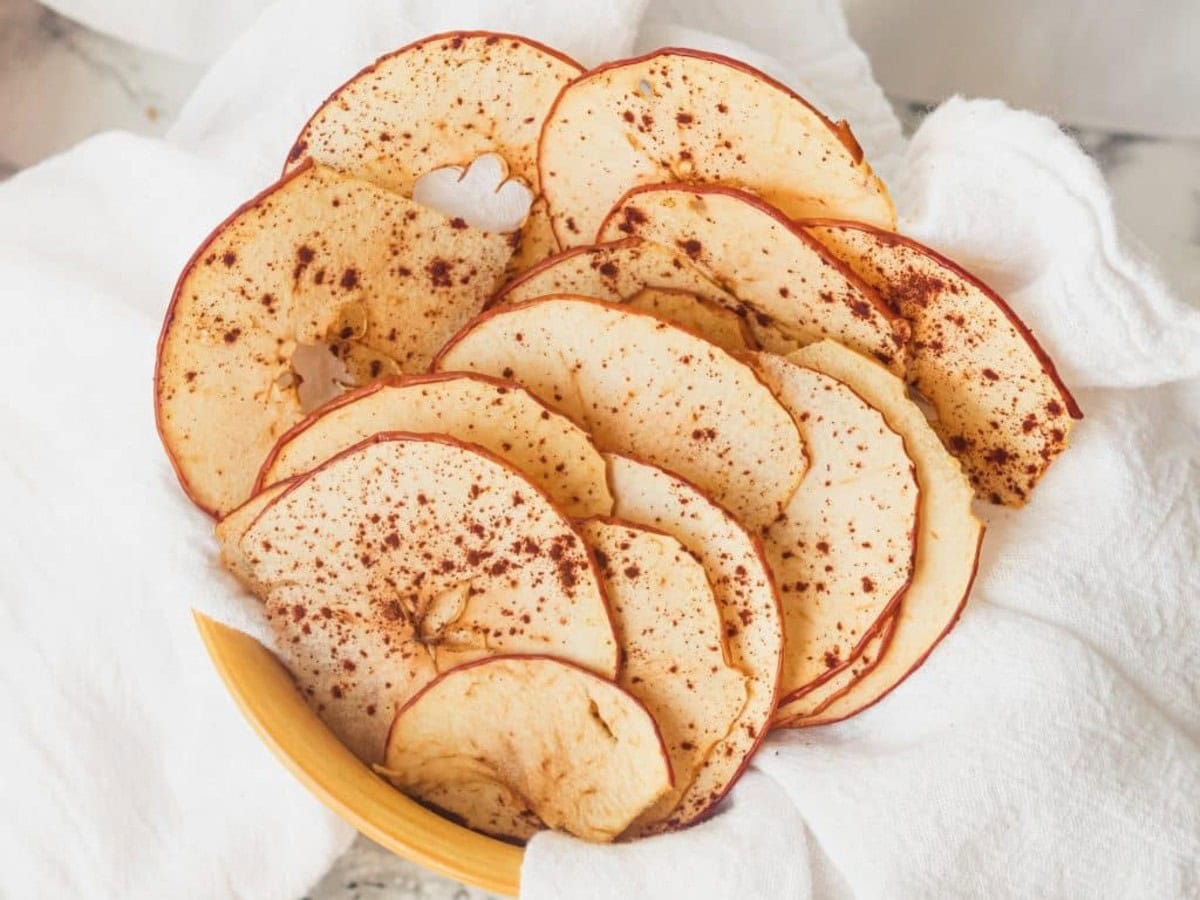 APPLE CHIPS BY CHENÉE TODAY