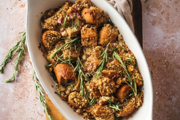 25 Vegan Thanksgiving Dishes You’ll Want To Gobble Up