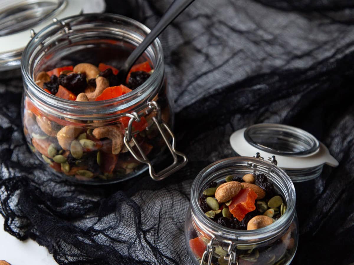 HALLOWEEN SNACK MIX BY LUCI’S MORSELS